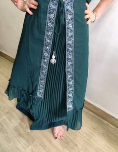 Green Embellished Lehenga Choli With Jacket