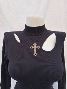 Black Edgy Cutout Ribbed Top