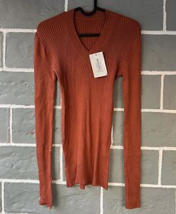 Rust Ribbed Long Sleeve Top