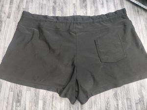 Black Swim Bottom 🧡