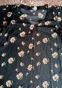 Floral Print V-Neck Top