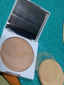 Just Herbs Mattify And Hydrating Compact Powder