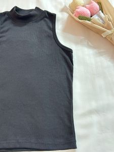 Black Halter Neck Top🖤