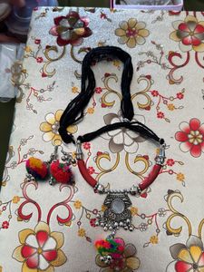 Necklace & Earring Set