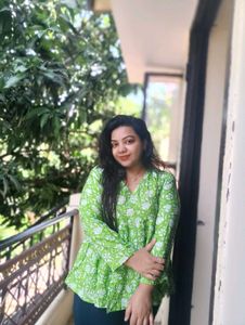 Floral Green Top