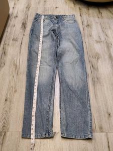 Ma2485 Levi's jeans waist 30 inches