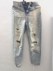 Ripped Light Wash Jeans(26)