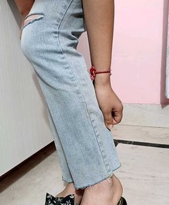 Straight Fit Jean With Knee Cut