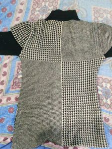 Houndstooth Top