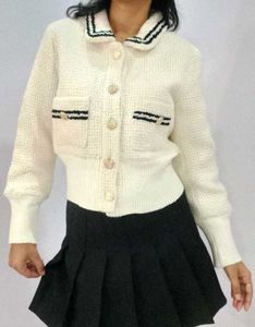 Pinterest contrasting tweed style classy sweater