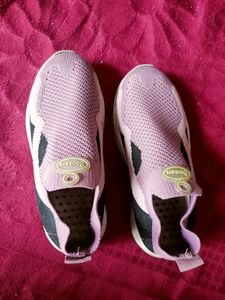 Sports Shoes
