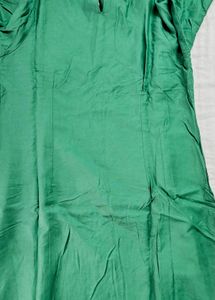 W Embroidered Green Kurta