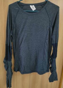 AVIA Women&#39;s Long Sleeve Activewear Shirt