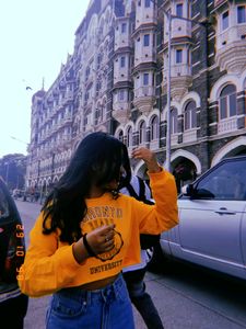 YELLOW FULL SLEEVES TOP💋