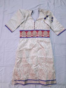 Elegant Golden Embroidered Kurta