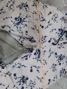 Printed Cargo Capri In Immaculate Condition Cotton