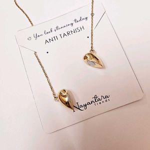 Chunky Magnetic Heart necklace