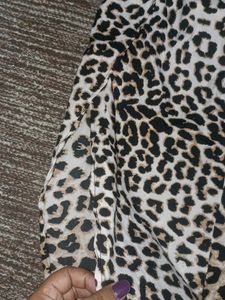 Leopard Print Side Slit Skirt