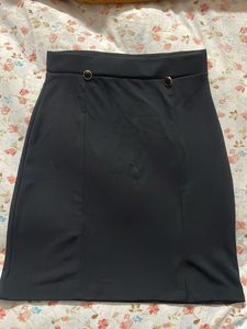 Chic Black Mini Skirt