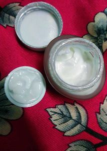 🌸 Lotus WhiteGlow Cream