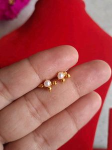 Pearl Drop Earrings gold