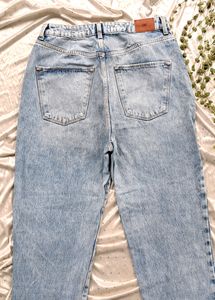 Zara Loose Mom Jeans (30-32)