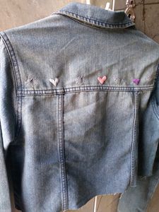 Cropped denim jacket