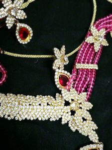 Only Cash Elegant Ruby &amp; Diamond Necklace Set