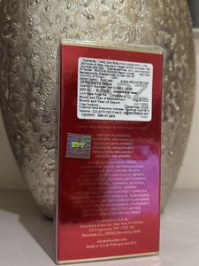 Elizabeth  Arden - RED DOOR ( New With tag )