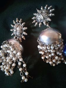 8 Item Earings