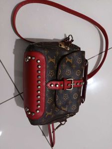 Original Louis Vuitton bag with reference