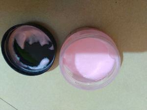 Saffron And Sandal Whitening Cream
