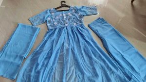 Elegant Blue Kurta Set