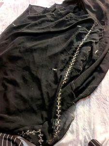 Black Saree With Padded Stitched Blouse (wom