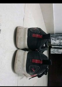 Puma Sneakers - Sporty Style