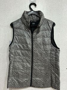 Uniqlo Down Puffer Vest