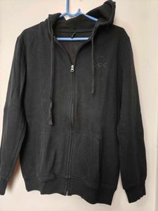 Benetton Black Zip-Up Hoodie