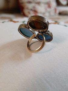 3 Stone Onyx Ring