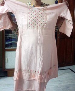 Embroidered Pink Kurta