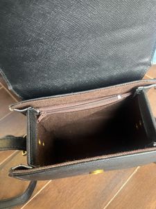 Stylish Black Handbag