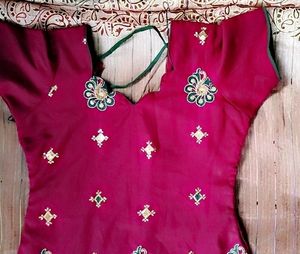 Meroon Colour Kurti