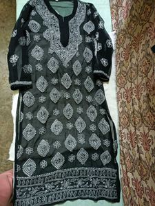 Black Embroidered Kurta