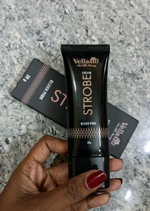 Vellasio Strobe Cream - Blush Pink