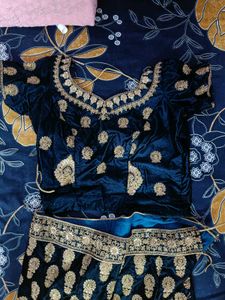 wedding gown/ with pink dupa