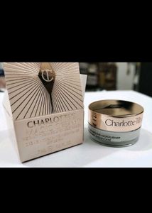 Charlotte Tilbury Foundation And Magic Cream Minis
