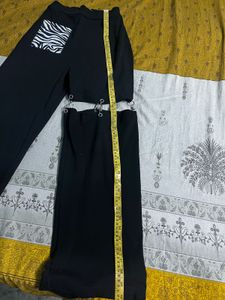 korean black pants with kpop style