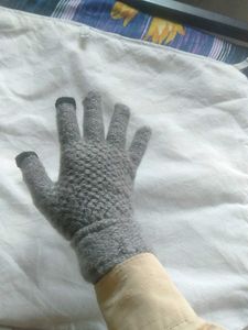 Gray Touchscreen Gloves