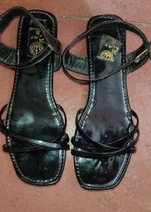 Black Criss Cross Flats
