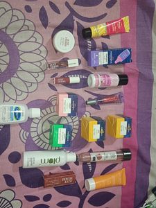 Combo Offer For Sample Size Skincare Products