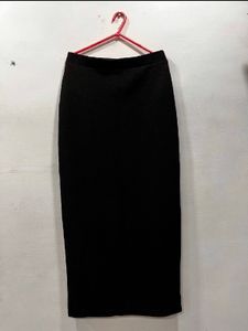 Black Ribbed Midi Pencil Skirt